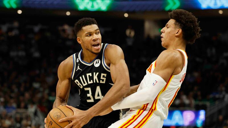Milwaukee Bucks forward Giannis Antetokounmpo (34) drives against Atlanta Hawks' Jalen Johnson...
